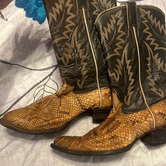 Justin Boots Size 9.5
